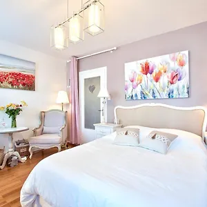  Bed & Breakfast Naturalbnb - D'hotes Bios, Ethiques - Au Calme, Confort Dans Fermee - Parking Gratuit, Securise - Garage Velos Et Motos - Offert Super Petit Dejeuner Local Et Bio Sucre Sale